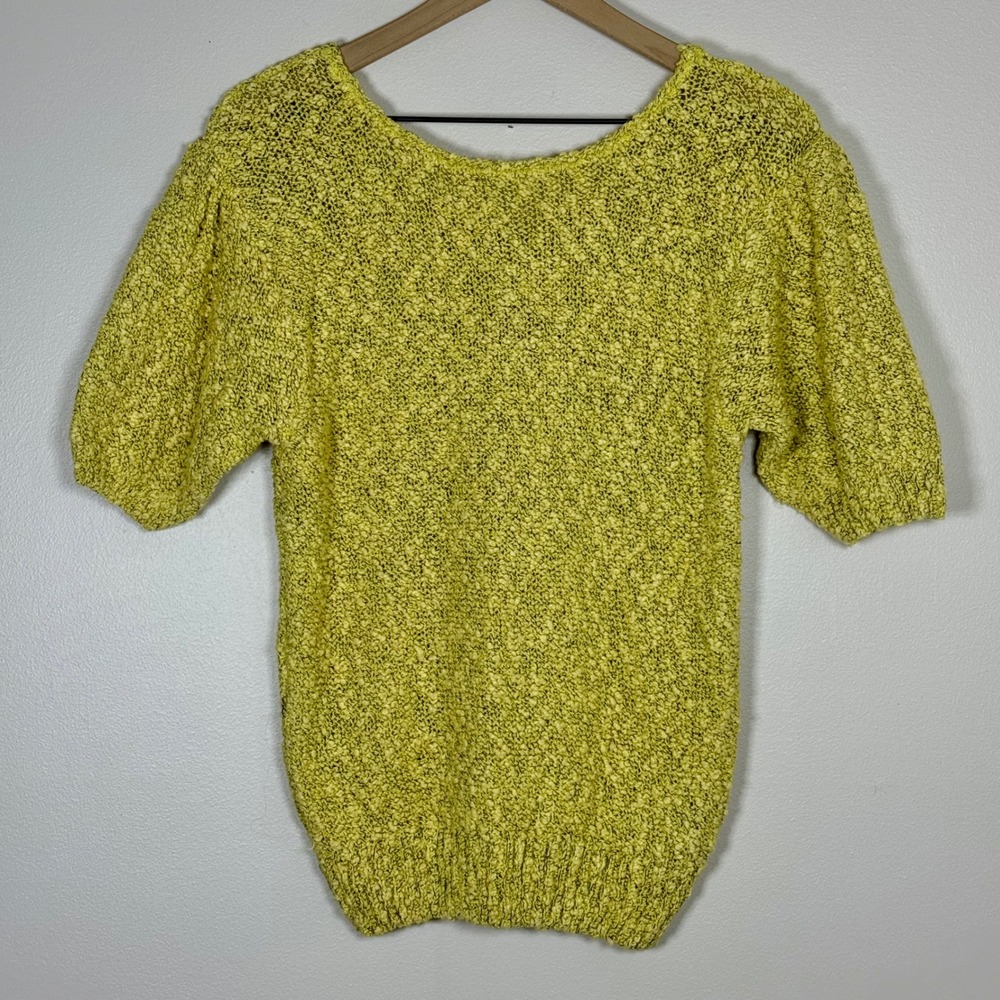 Vintage Wye Oaks Silk Blend Womens Sweater M Yellow Textured Knit Short Sleeve